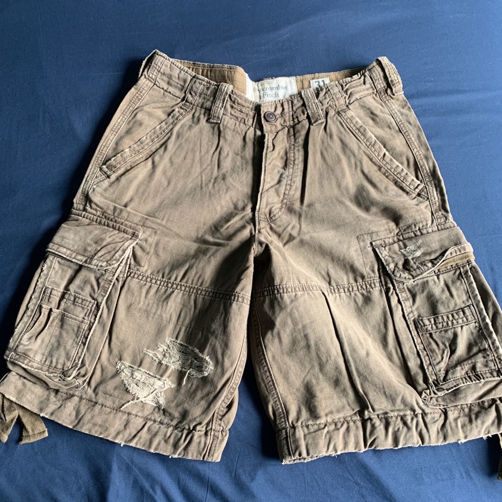 Men’s Abercrombie cargo shorts